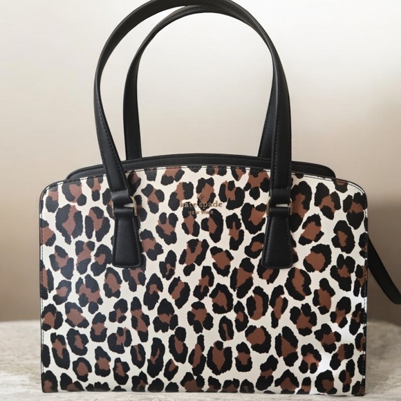 Kate Spade Perry Medium
Satchel Bag Leopard KI380
Animal $399 MSRP - Picture 7 of 17